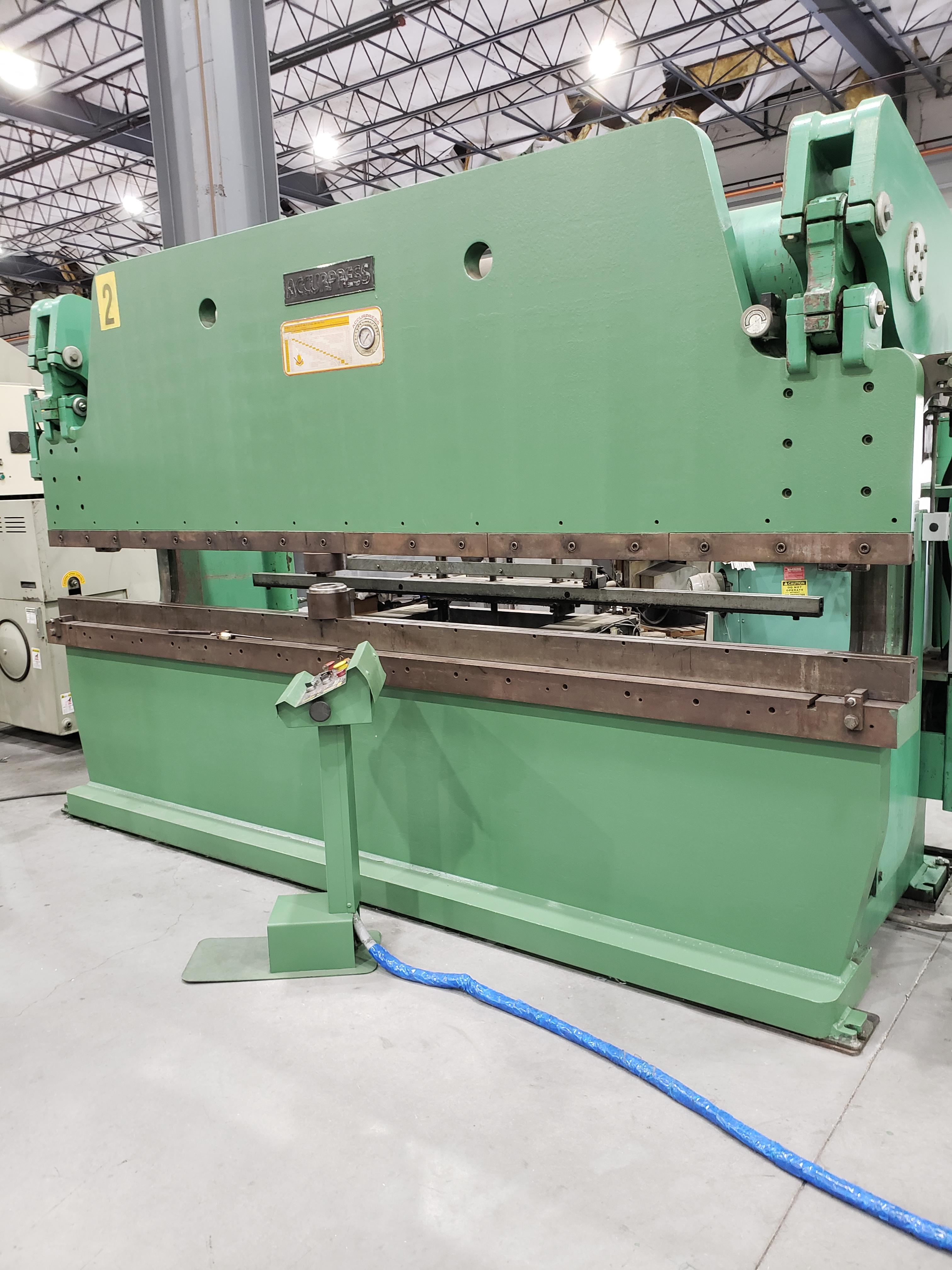 1993 Accurpress 717512 Hydraulic Press Brake (3795)